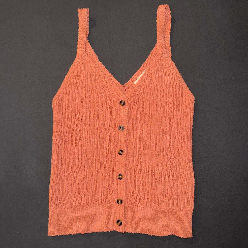 Knit tank size medium